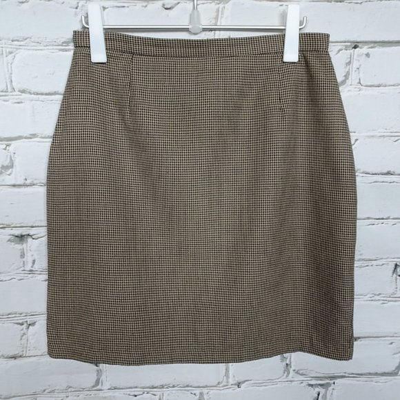 Beechers Brook Houndstooth Brown Mini Skirt - Picture 1 of 4